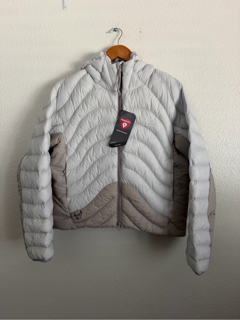 Nike ACG Lava Flow Therma-FIT ADV Primaloft Hooded Jacket Trail Women’s Sizes